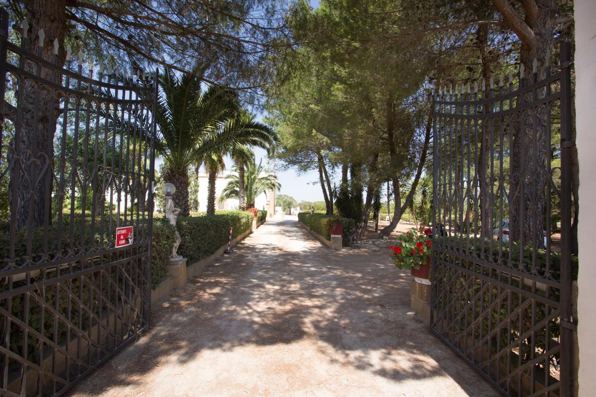 Agriturismo Villantica Tuglie Bagian luar foto